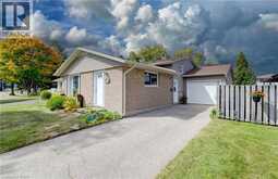 30 KINGSWOOD Drive | Kitchener Ontario | Slide Image One