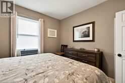 982 PARKHILL Avenue | Burlington Ontario | Slide Image Sixteen
