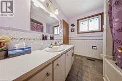 24 RAPALLO Drive | Hamilton Ontario | Slide Image Nineteen