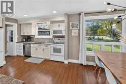2 PARKDALE Crescent | Pelham Ontario | Slide Image Nine
