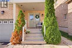 118 THOMAS Avenue | Brantford Ontario | Slide Image Sixteen