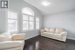 56 COLORADO Boulevard | Hamilton Ontario | Slide Image Seventeen