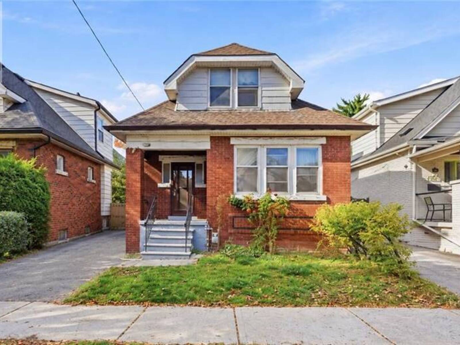126 PARK Row S, Hamilton, Ontario L8K 2J8