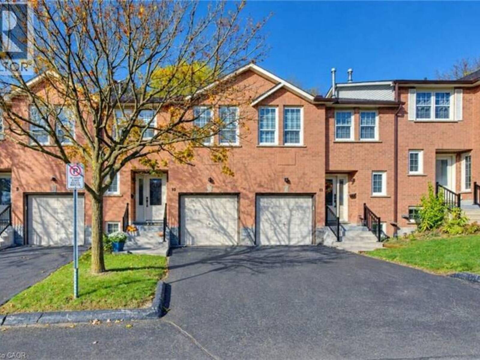 375 HOLIDAY INN Drive Unit# 10, Cambridge, Ontario N3C 3P6