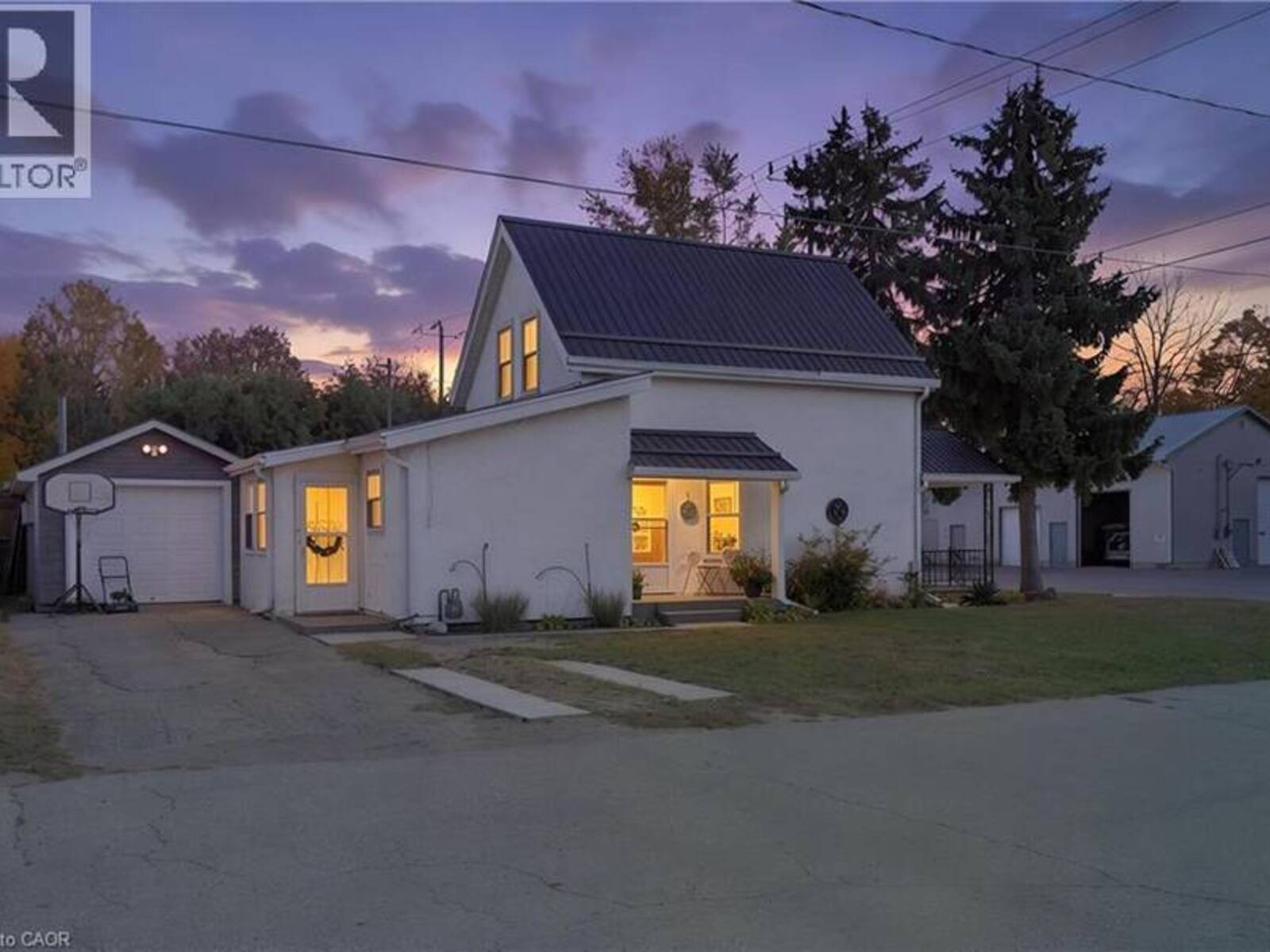 42 FOURTH Street, Tillsonburg, Ontario N4G 1H2