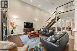 50 CABRIOLET Crescent | Ancaster Ontario | Slide Image Ten