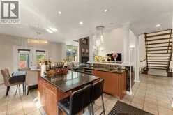50 CABRIOLET Crescent | Ancaster Ontario | Slide Image Seventeen
