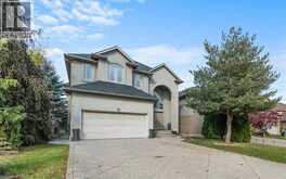 50 CABRIOLET Crescent | Ancaster Ontario | Slide Image Two
