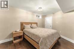 50 CABRIOLET Crescent | Ancaster Ontario | Slide Image Thirty-eight