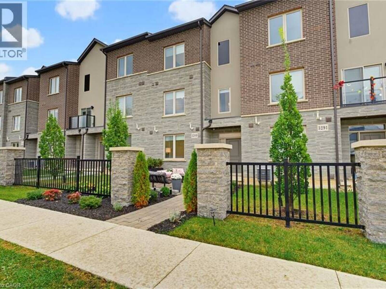 3289 HOMESTEAD Drive, Hamilton, Ontario L0R 1W0