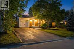 1334 SYCAMORE Drive | Burlington Ontario | Slide Image Four