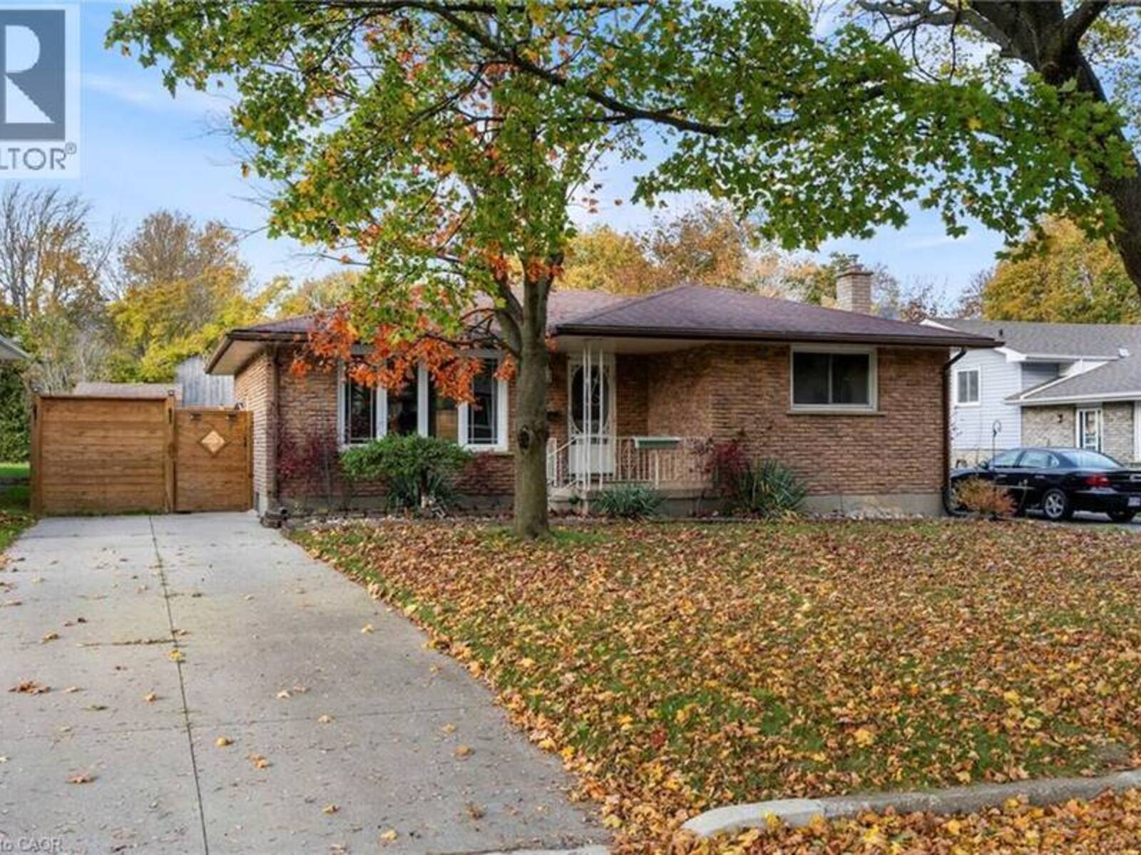 9 GRENADA Drive, Simcoe, Ontario N3Y 4N7