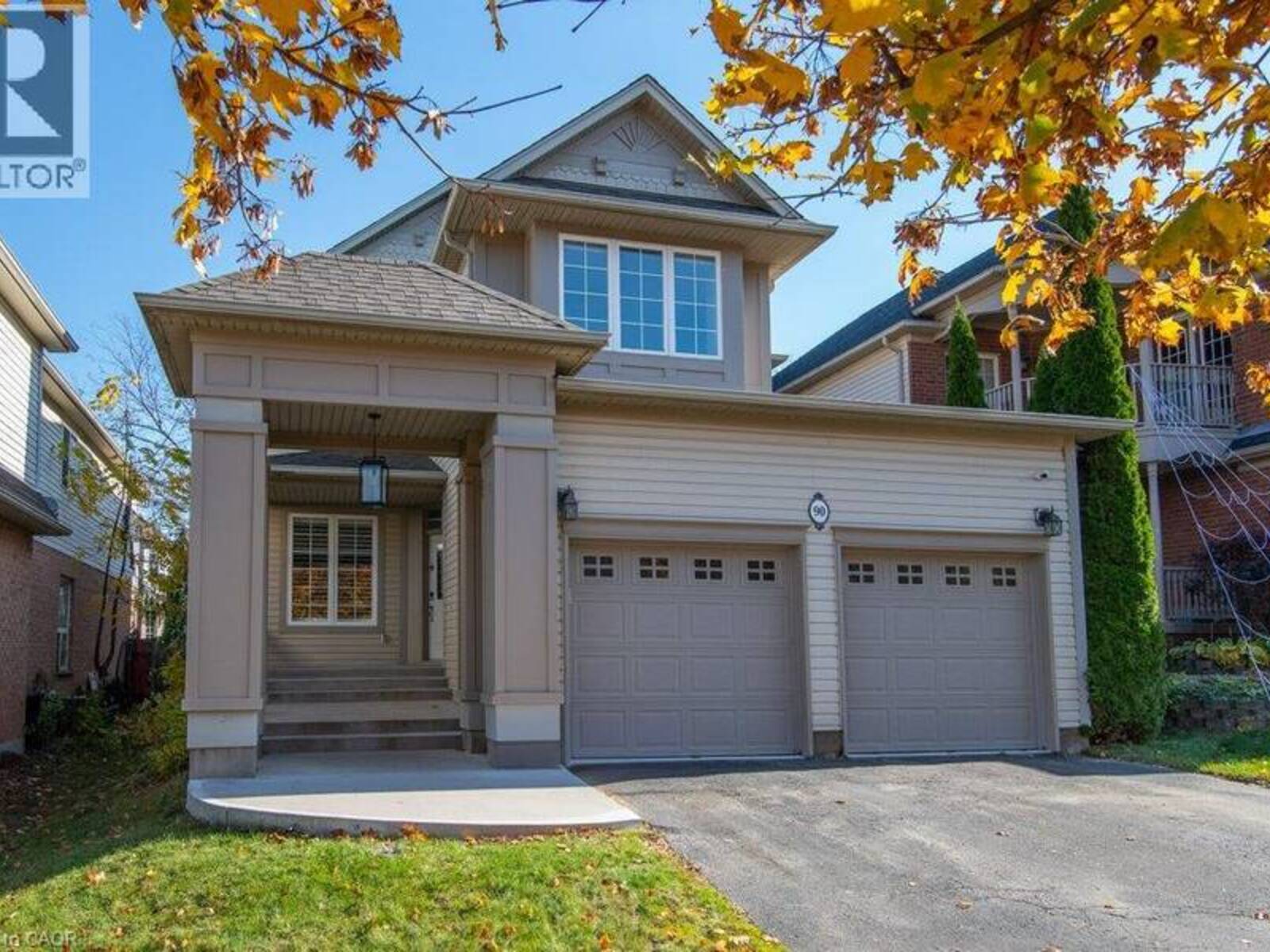 90 AUTUMN RIDGE Trail, Kitchener, Ontario N2P 2K1