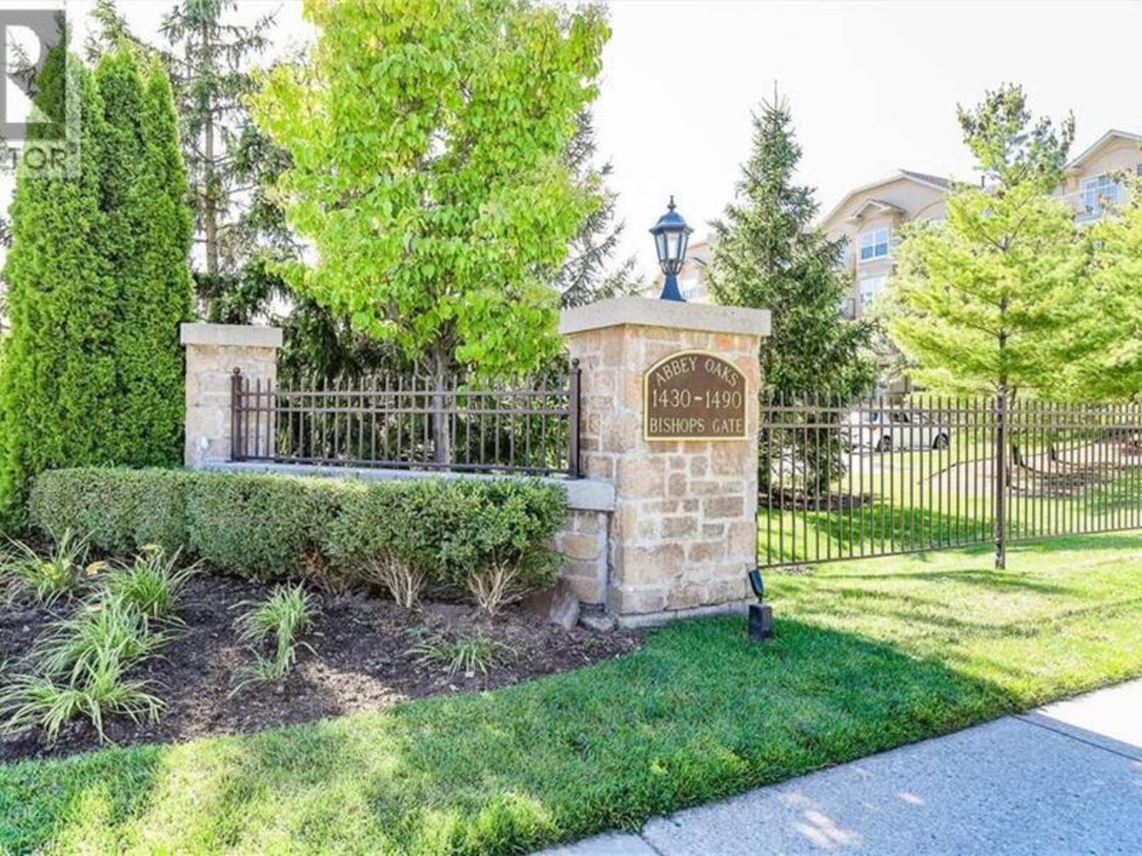 1470 BISHOPS GATE Unit# 206, Oakville, Ontario L6M 4N2