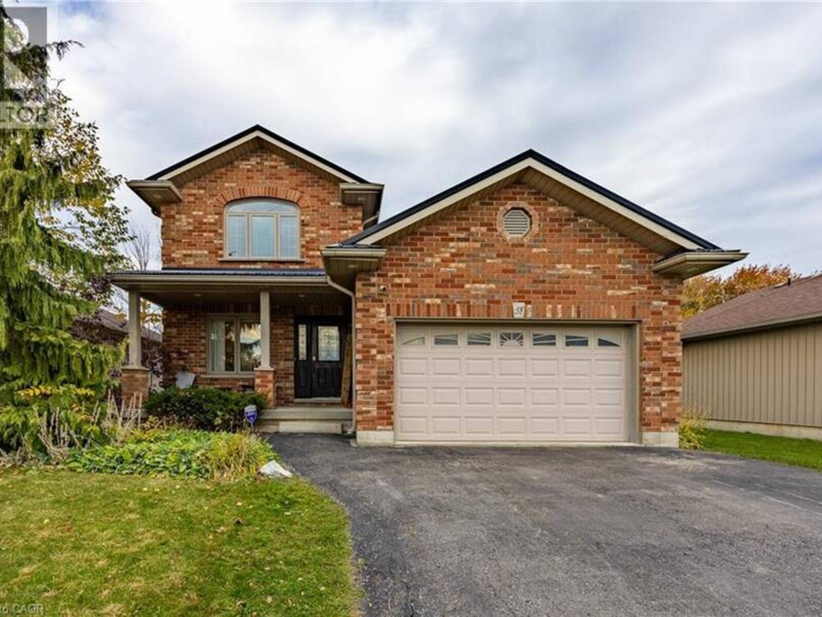 38 DAVIS Street, Jarvis, Ontario N0A 1J0