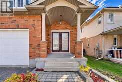 233 OPRINGTON Place | Kitchener Ontario | Slide Image Three
