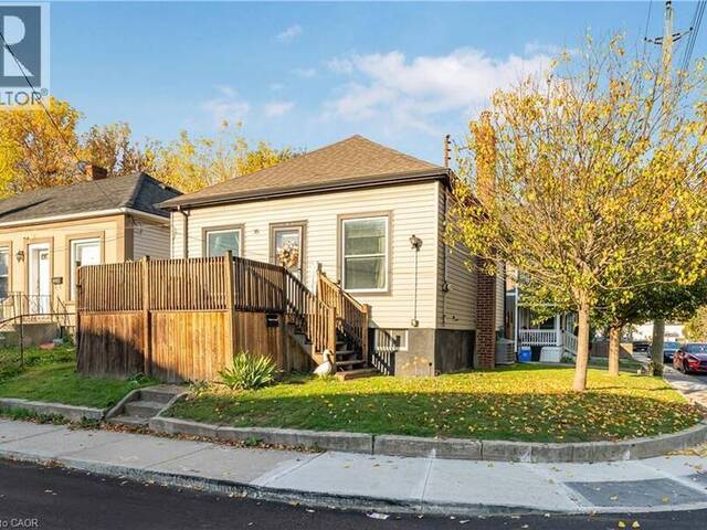 35 DOUGLAS Avenue Hamilton Ontario, L8L 5P7 - 2 Bedrooms Home For Sale