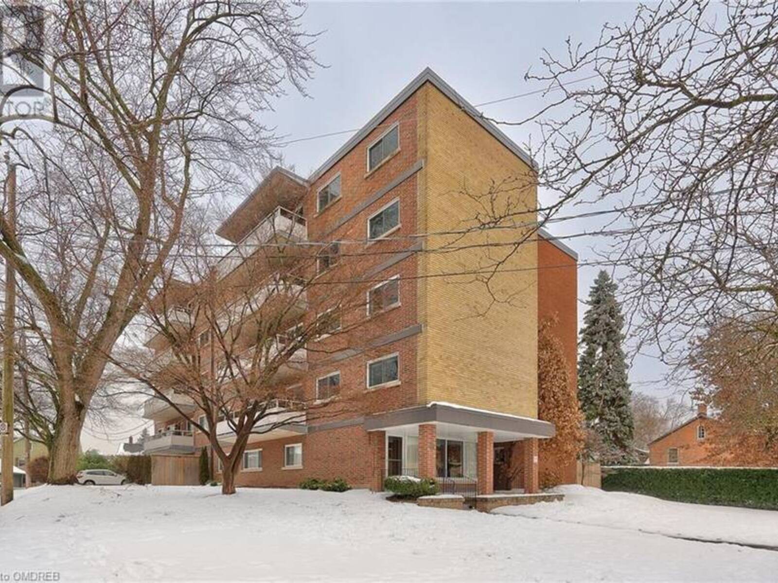 14 NORRIS Place Unit# 103, St. Catharines, Ontario L2R 2W8