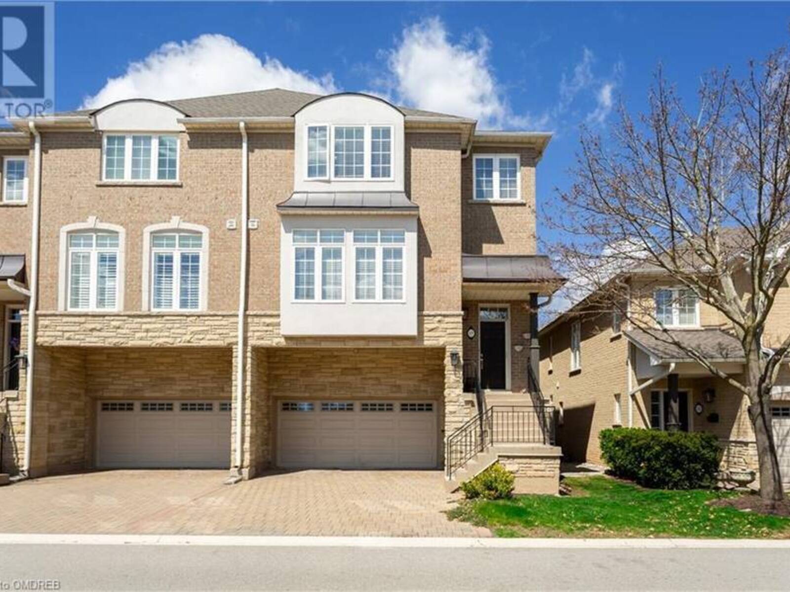 1267 DORVAL Drive Unit# 19, Oakville, Ontario L6M 3Z5