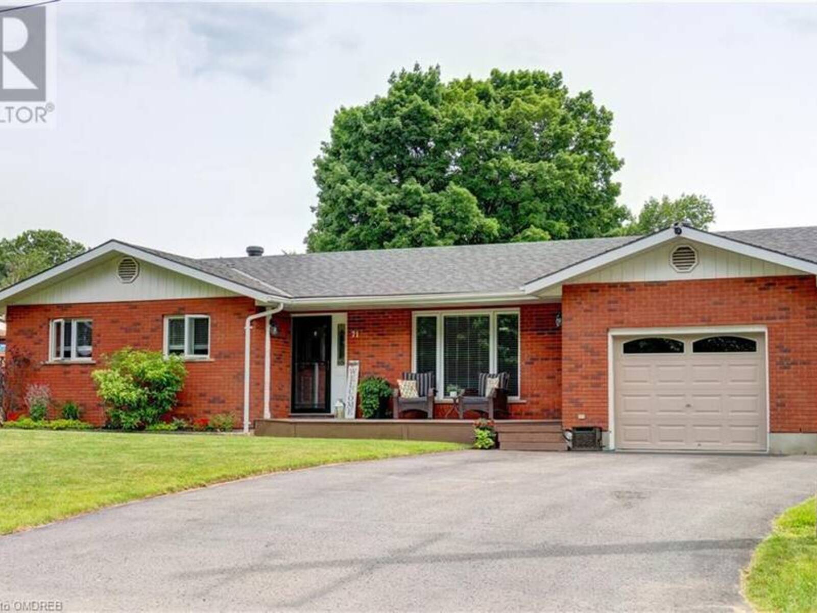 71 LORNE Avenue, Penetanguishene, Ontario L9M 1H8