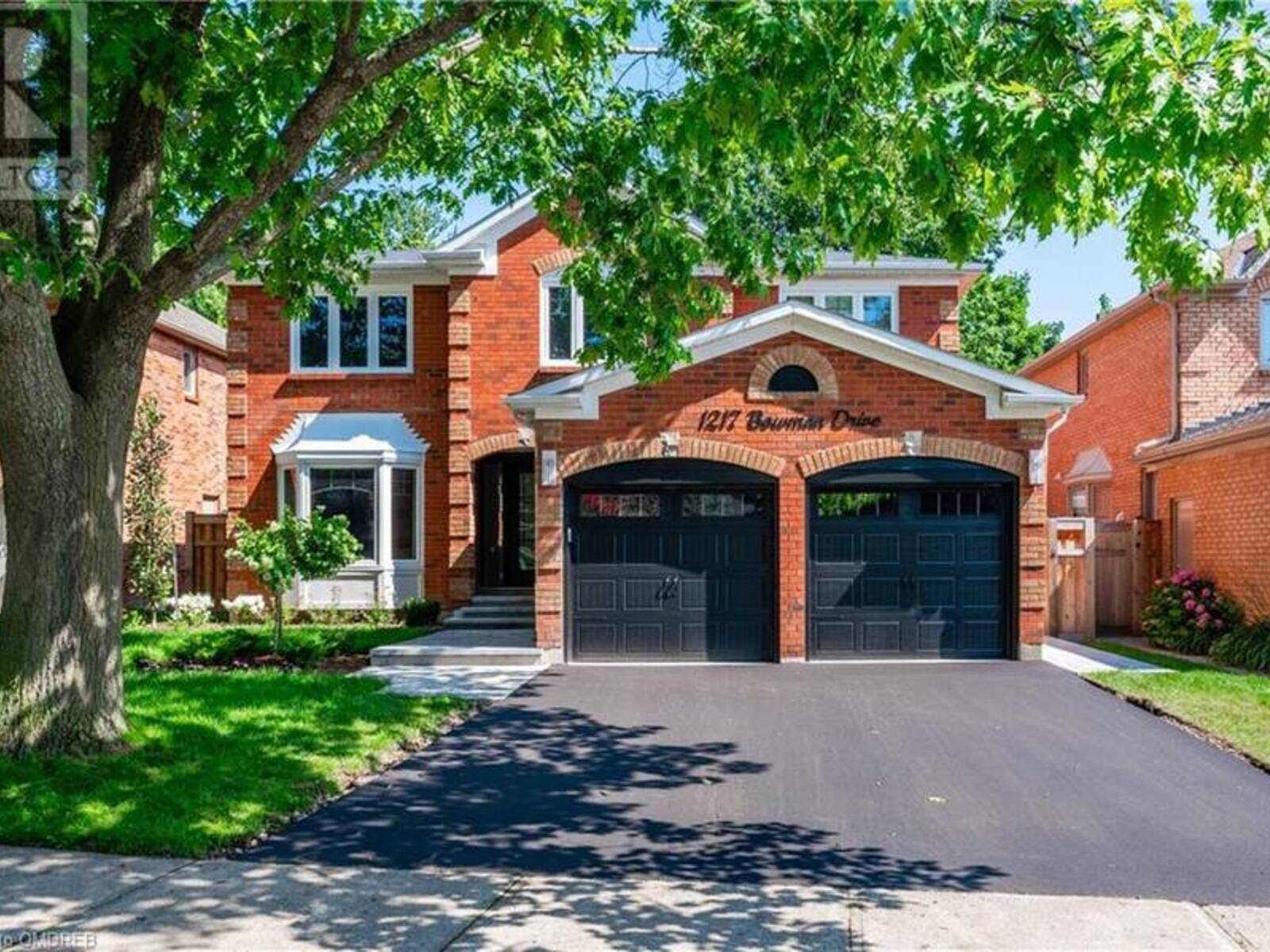 1217 BOWMAN Drive, Oakville, Ontario L6M 2T4