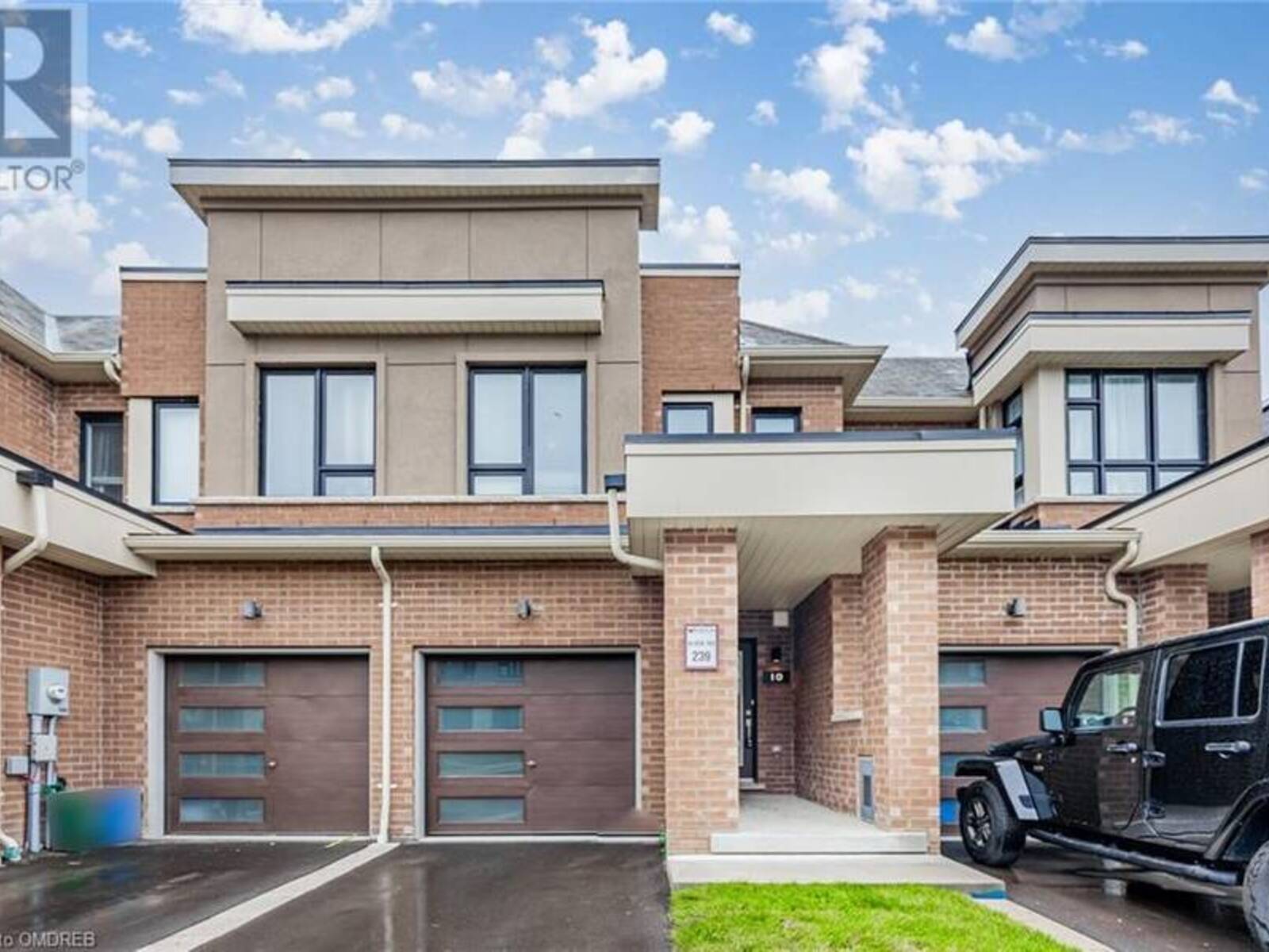 10 DEPEW Lane Unit# 5, Bowmanville, Ontario L1C 7G4