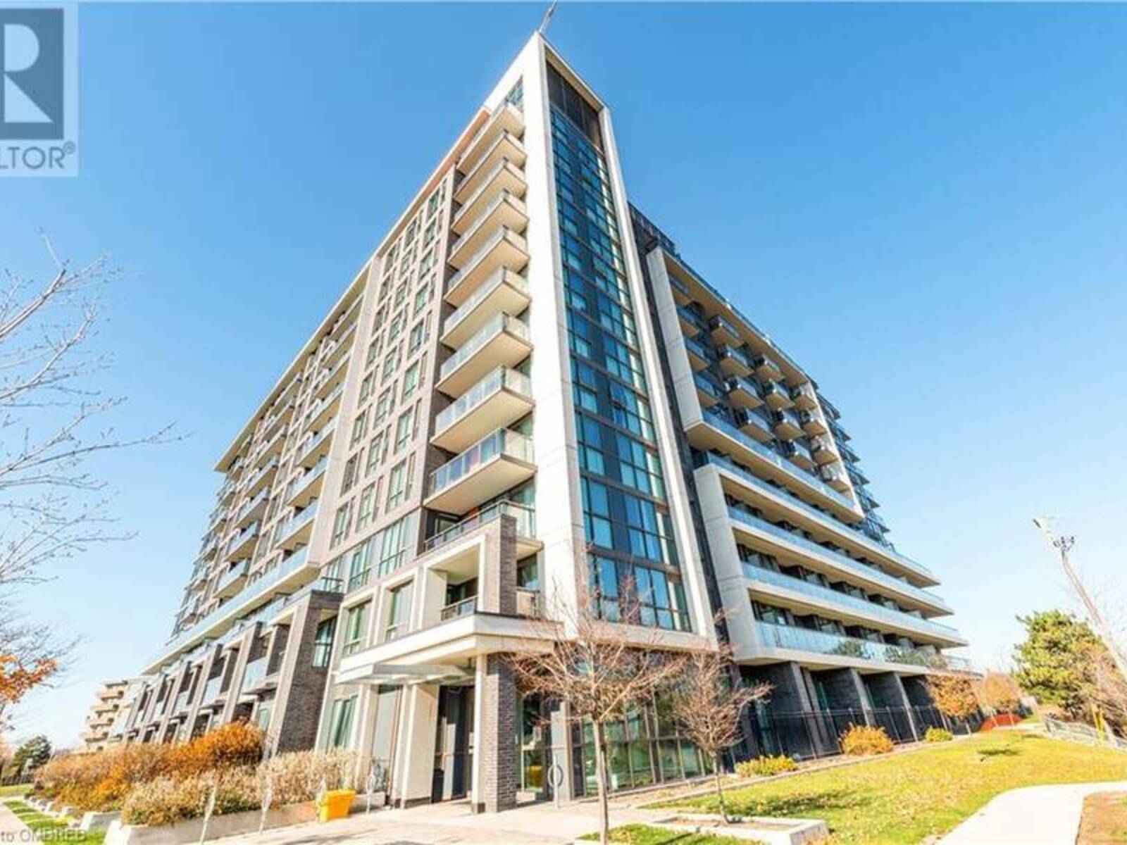 80 ESTHER LORRIE Drive Unit# 802, Toronto, Ontario M9W 0C6