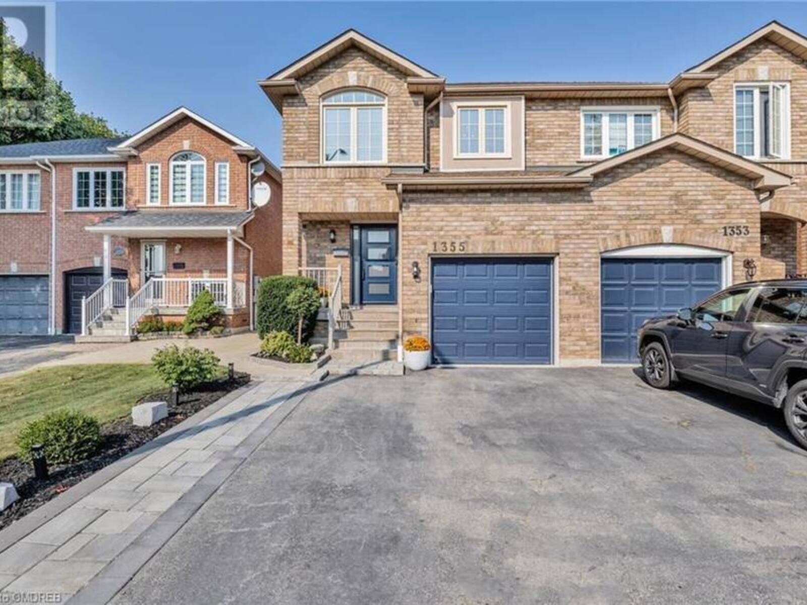 1355 DELCO Court, Mississauga, Ontario L5E 3K1