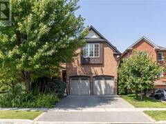 2244 CHICKADEE Crescent Oakville Ontario, L6M 3S2