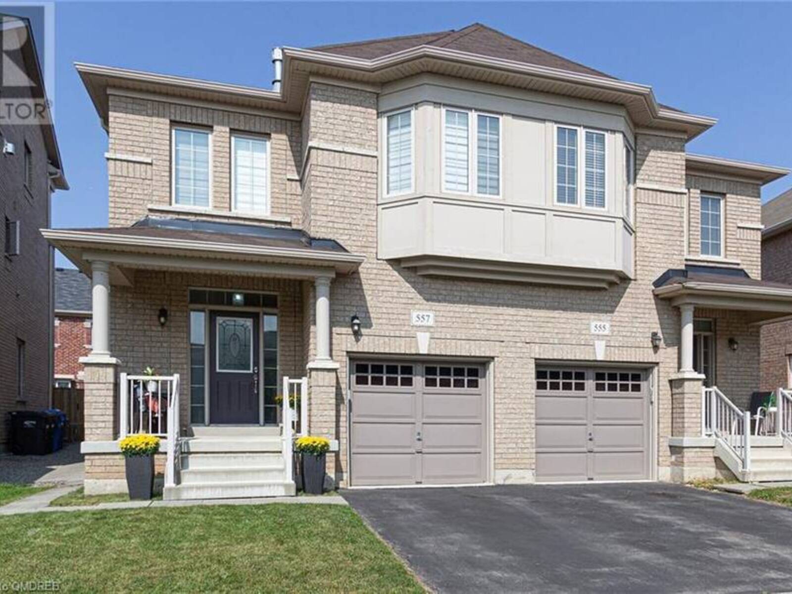 557 SETTLERS Road W, Oakville, Ontario L6M 1N7