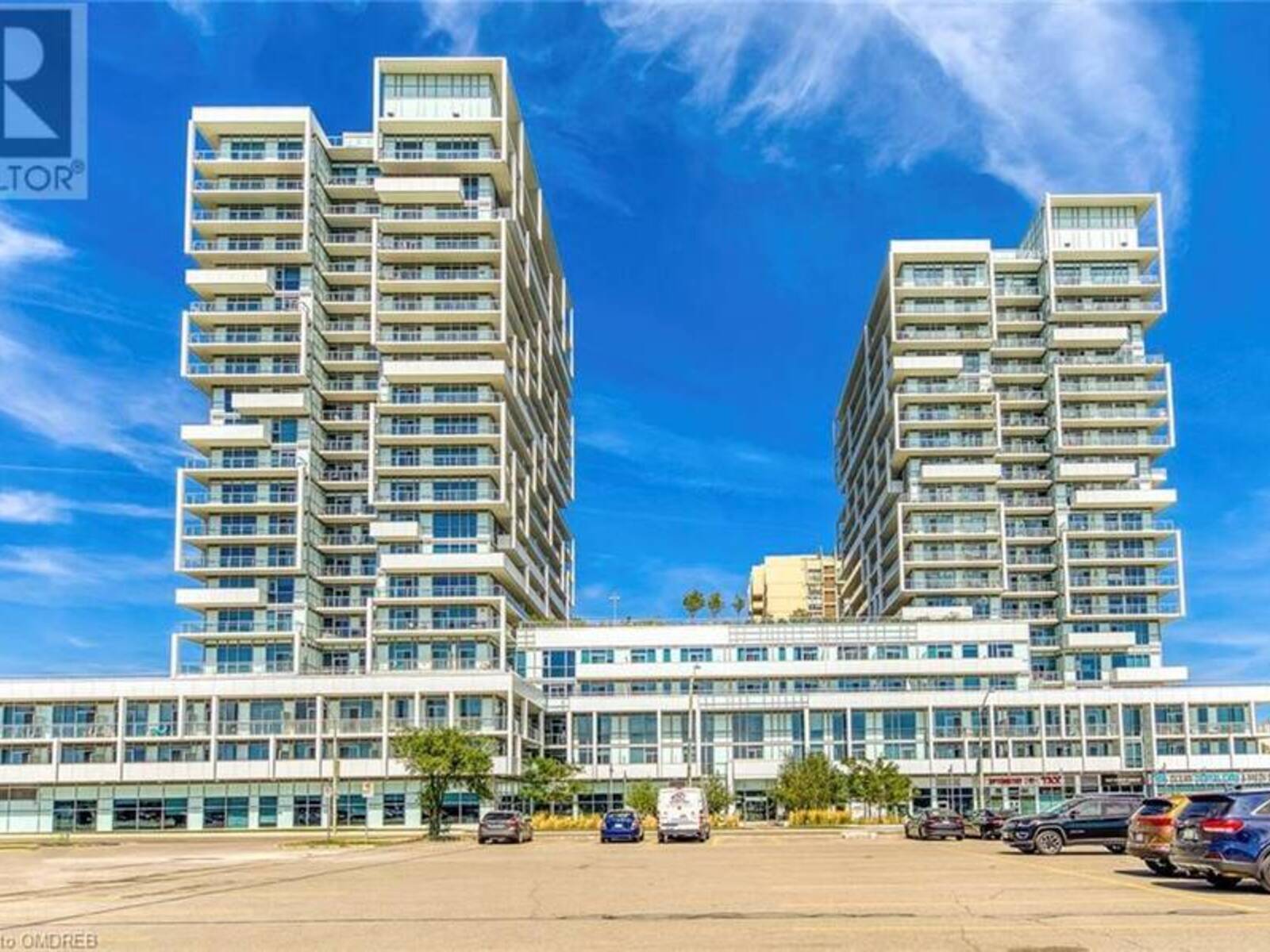 65 SPEERS Road Unit# 205, Oakville, Ontario L6K 0J1