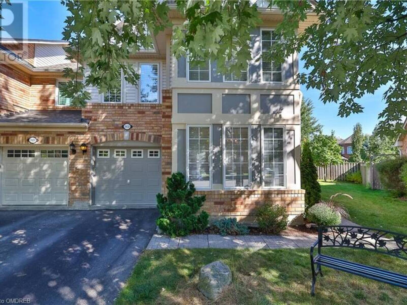 2432 BAINTREE Crescent, Oakville, Ontario L6M 4W9