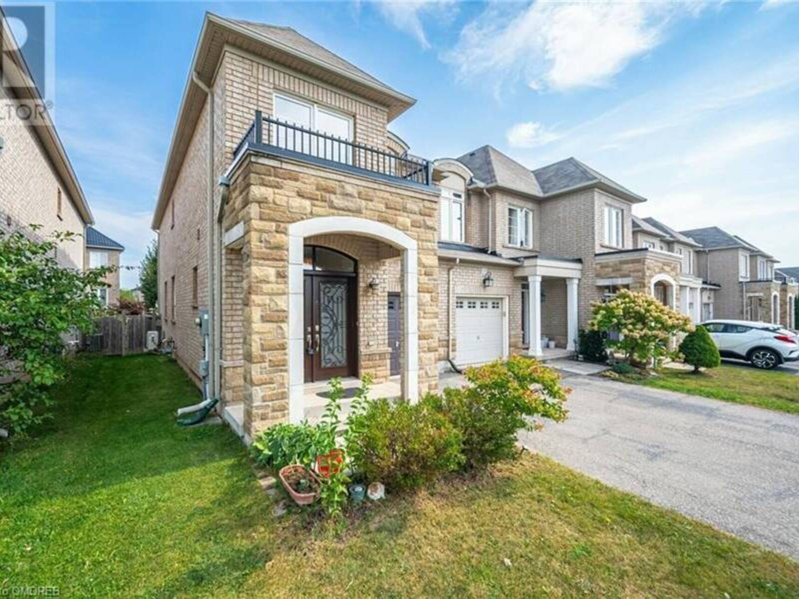 2461 GRAND OAK Trail, Oakville, Ontario L6M 0J3