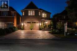 527 RAVINEVIEW Way | Oakville Ontario | Slide Image One