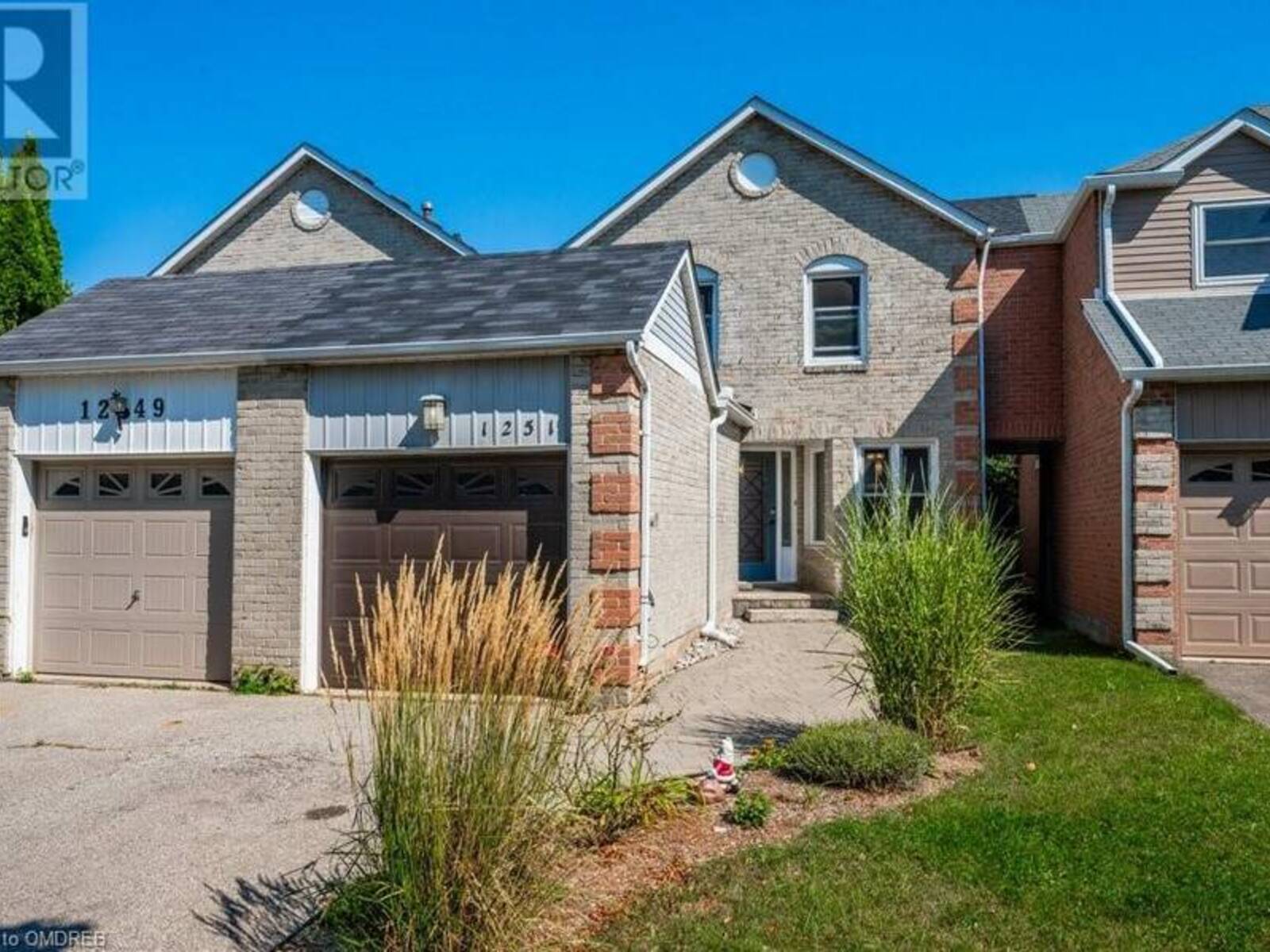 1251 HEDGESTONE Crescent, Oakville, Ontario L6M 1Y1