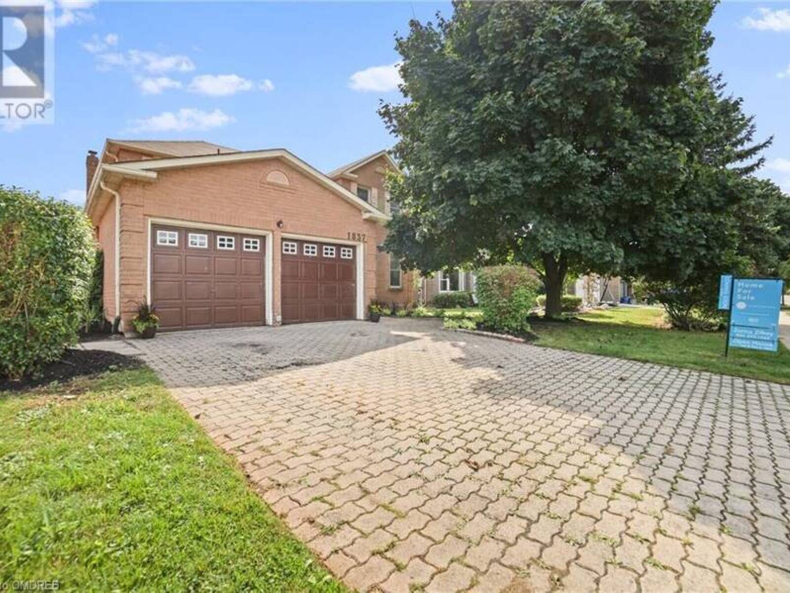 1837 PILGRIMS Way, Oakville, Ontario L6M 1X2