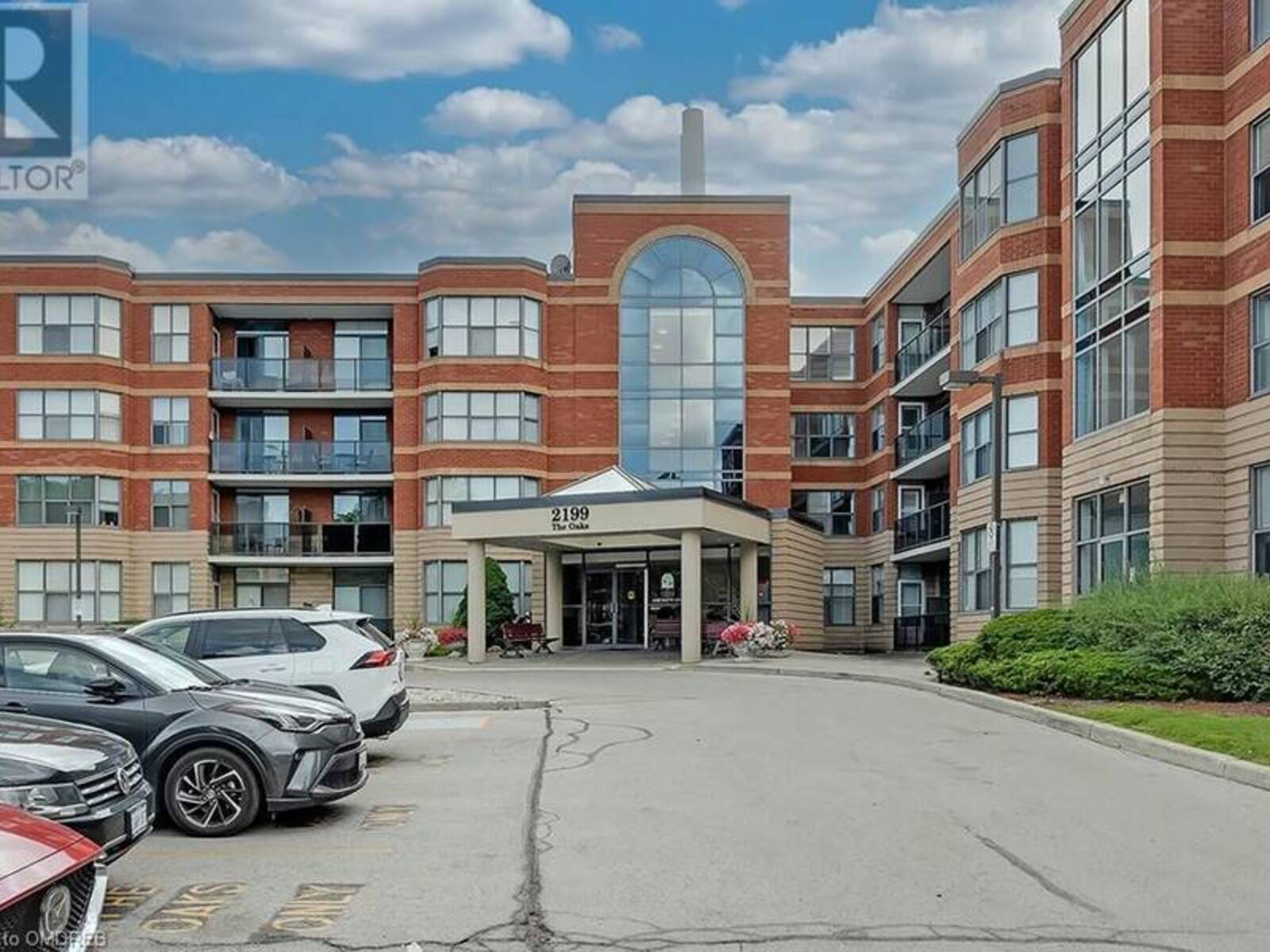 2199 SIXTH Line Unit# 411, Oakville, Ontario L6H 5V3