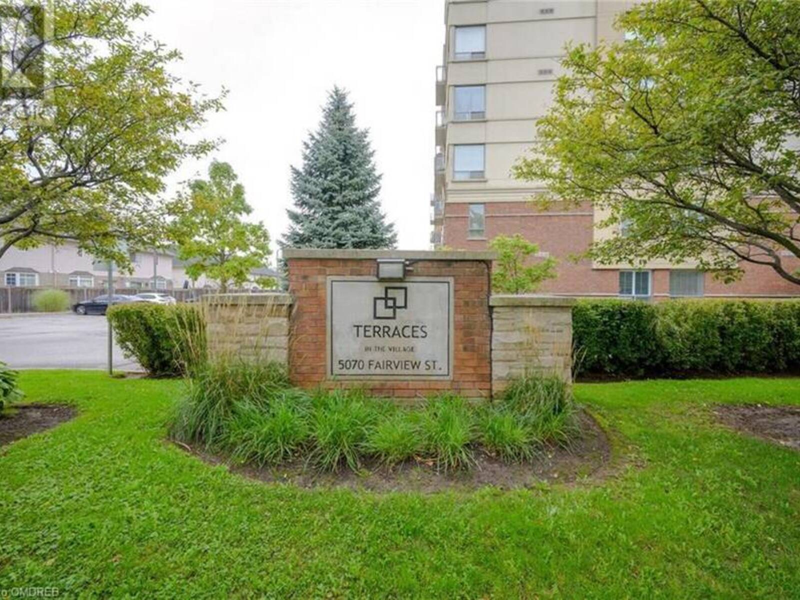 5070 FAIRVIEW Street Unit# 101, Burlington, Ontario L7L 0B8