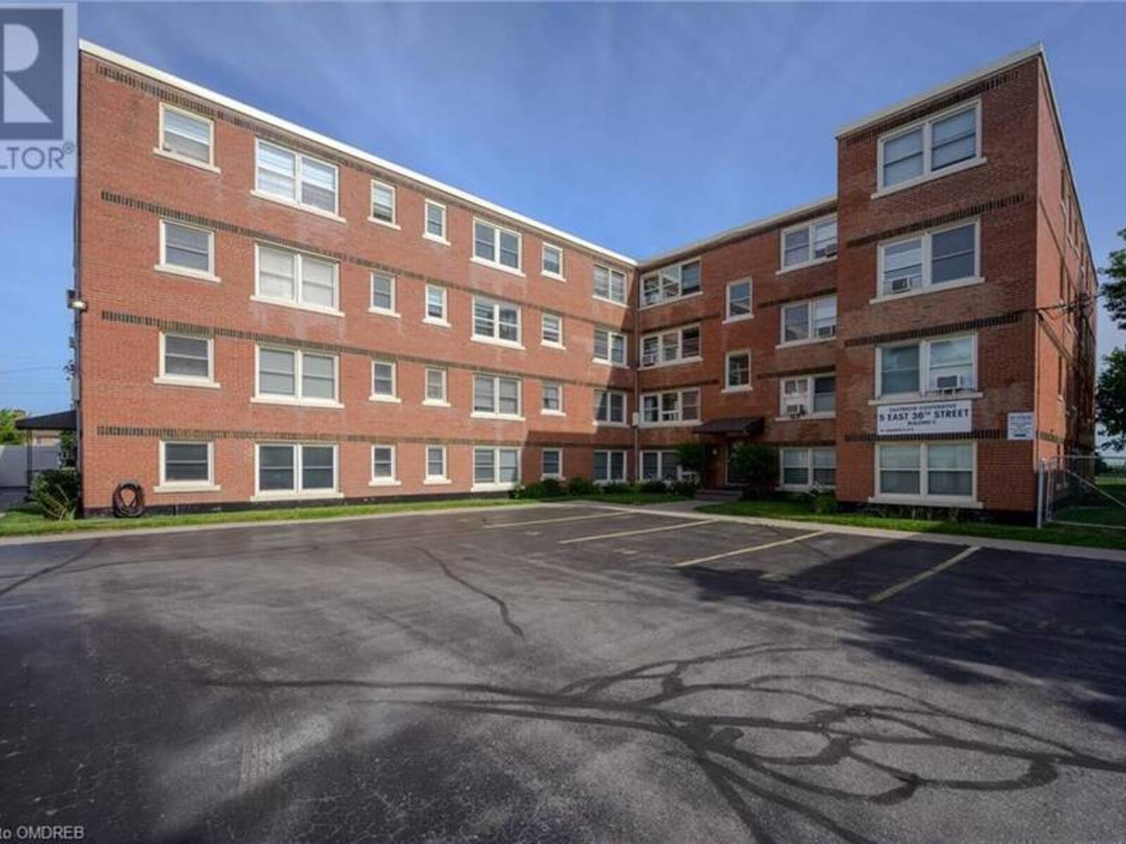 5 EAST 36TH Street Unit# 205C, Hamilton, Ontario L8V 3Y6