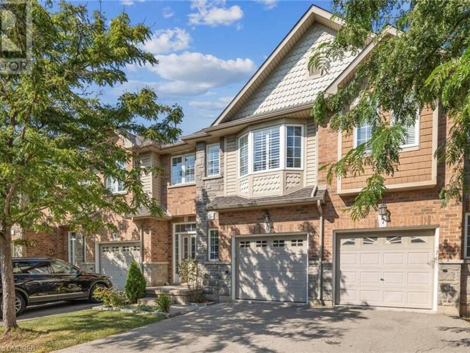 40 DARTMOUTH GATE Gate Unit# 6, Stoney Creek, Ontario L8E 0B9