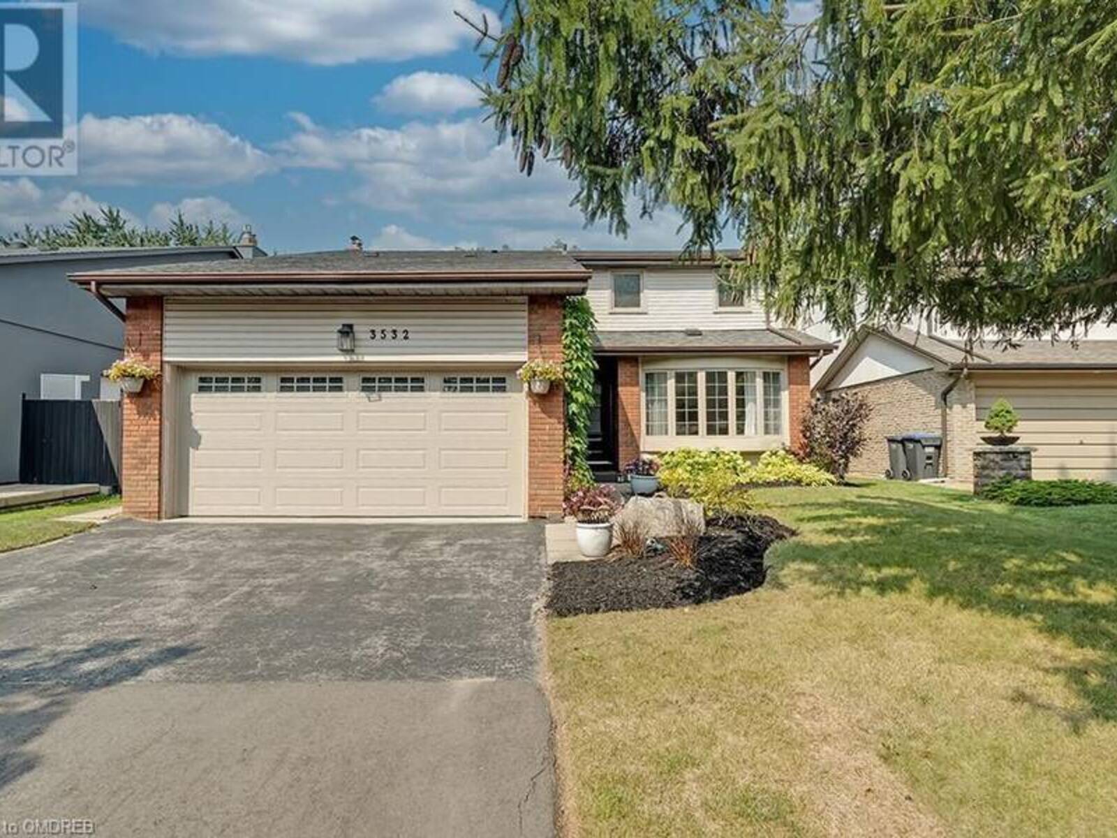 3532 PITCH PINE Crescent, Mississauga, Ontario L5L 1P8