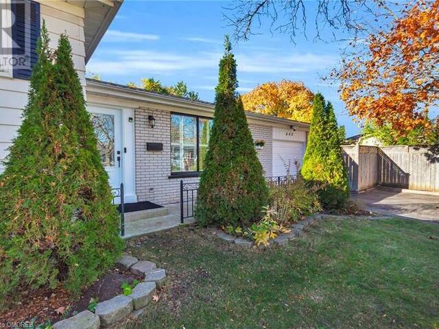 440 SUNSET Drive Oakville Ontario, L6L 3N4