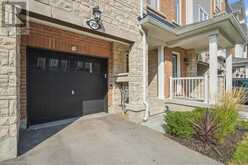 29 RAPIDS Lane | Hamilton Ontario | Slide Image Four