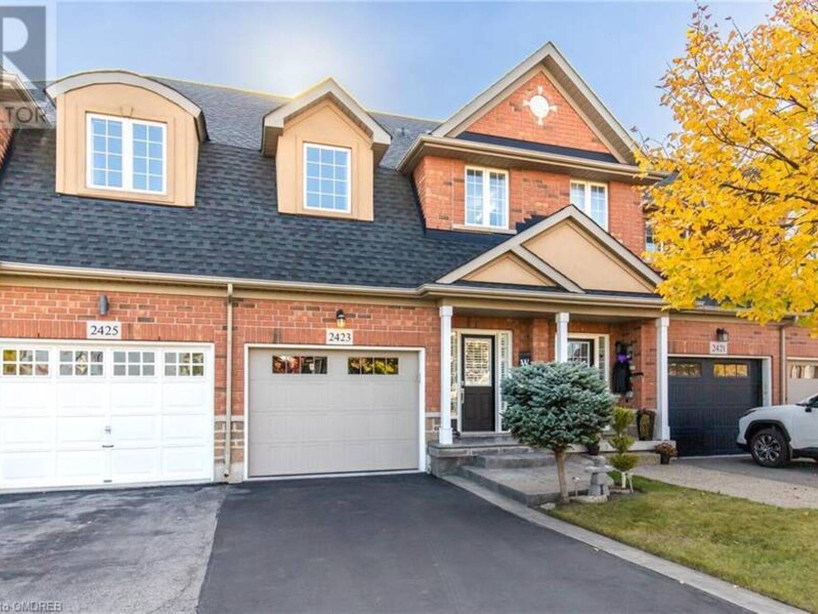 2423 SHADOW Court, Oakville, Ontario L6M 5G6