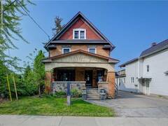 189 PARK STREET Waterloo Ontario, N2L 1Y7