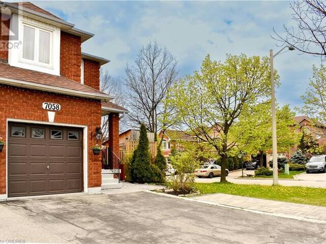 7058 STONEYWOOD Way Mississauga Ontario, L5N 6Y5