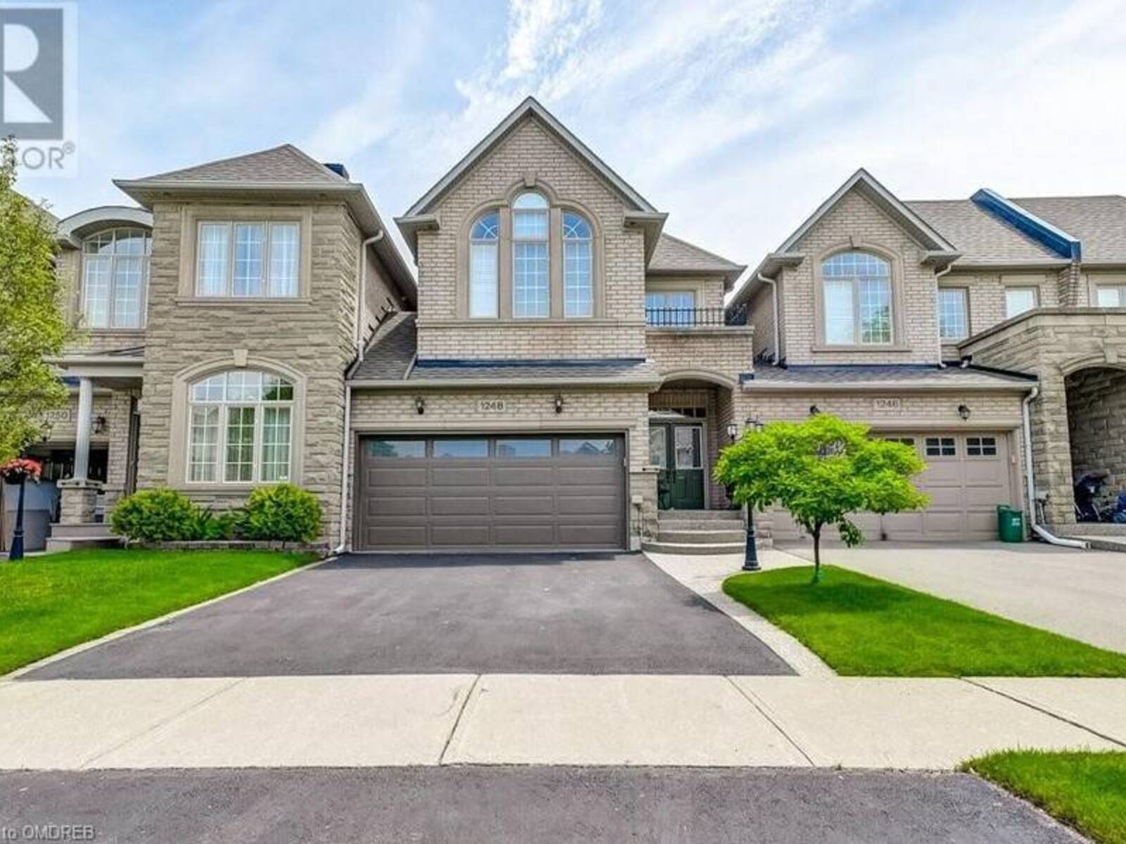 1248 AGRAM Drive, Oakville, Ontario L6H 7N9