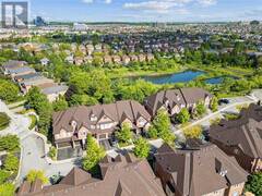 300 RAVINEVIEW Way Unit# 44 Oakville Ontario, L6H 7J2