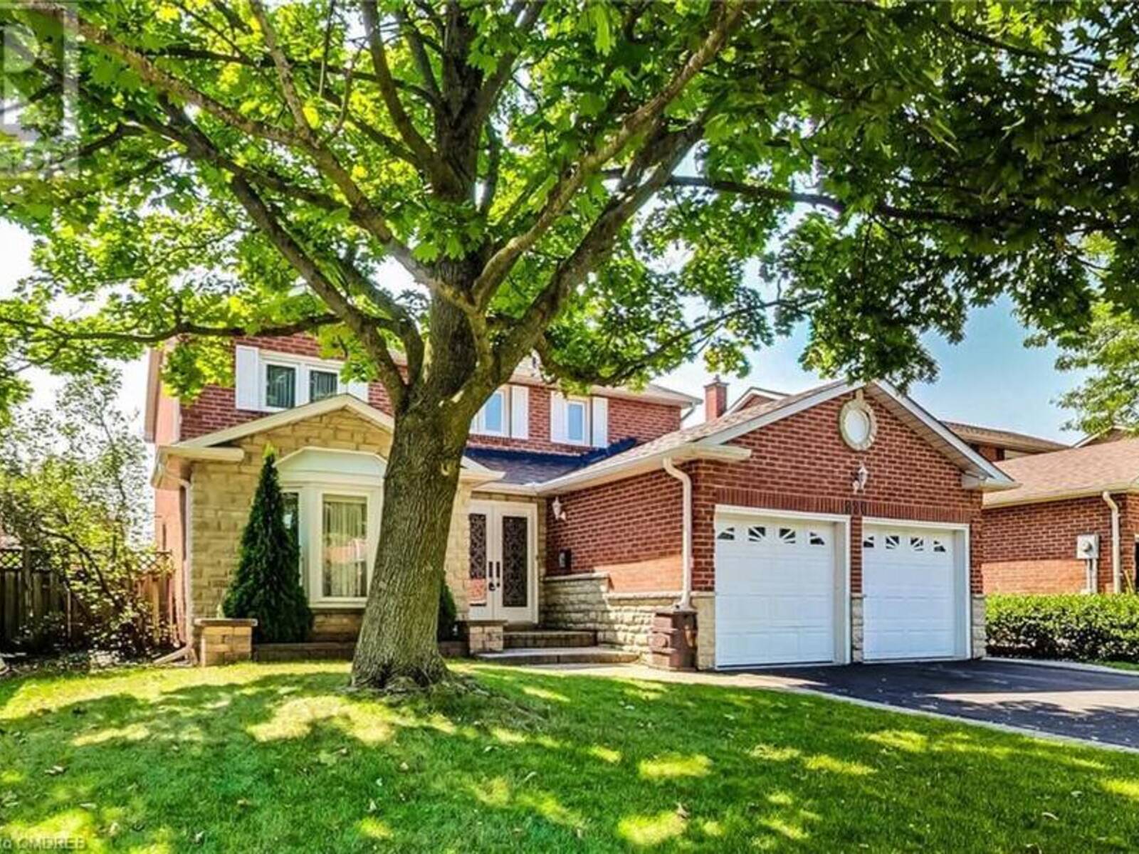 226 POOLE Drive, Oakville, Ontario L6H 3W4