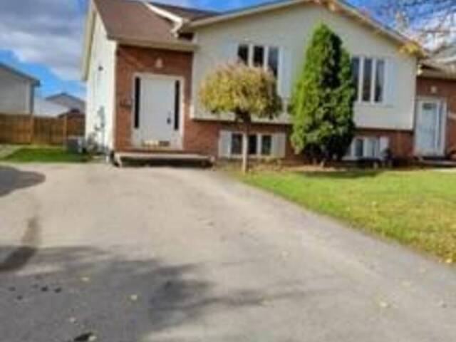 5716 DEERBROOK Street Niagara Falls Ontario, L2G 7V6